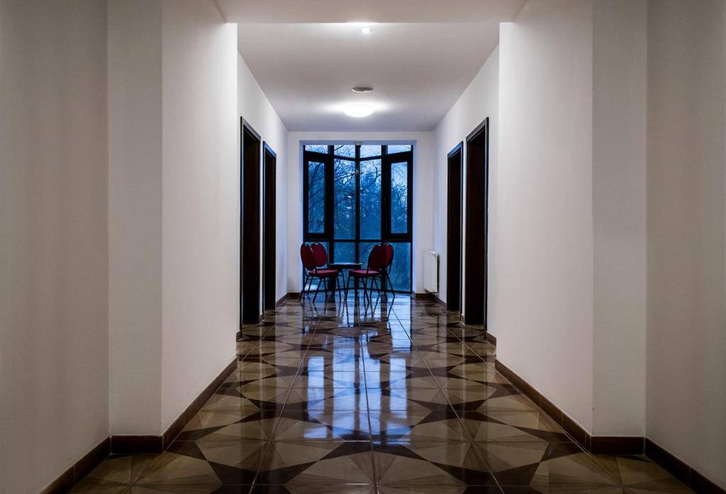 Korytarz hotelowy w Hotelu Hensch